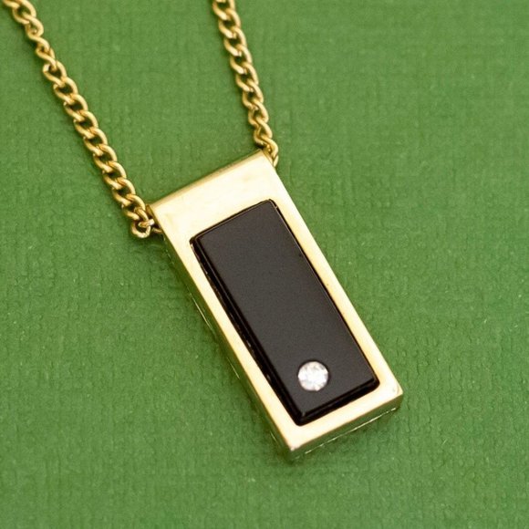 18 inch, Vintage Geometric Square Gold Tone Necklace by Avon, K31 - Picture 1 of 3